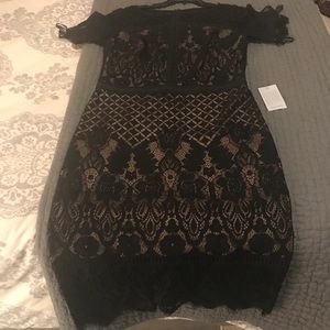 Tadashi Shoji Tie Sleeve Lace Sheath Dress